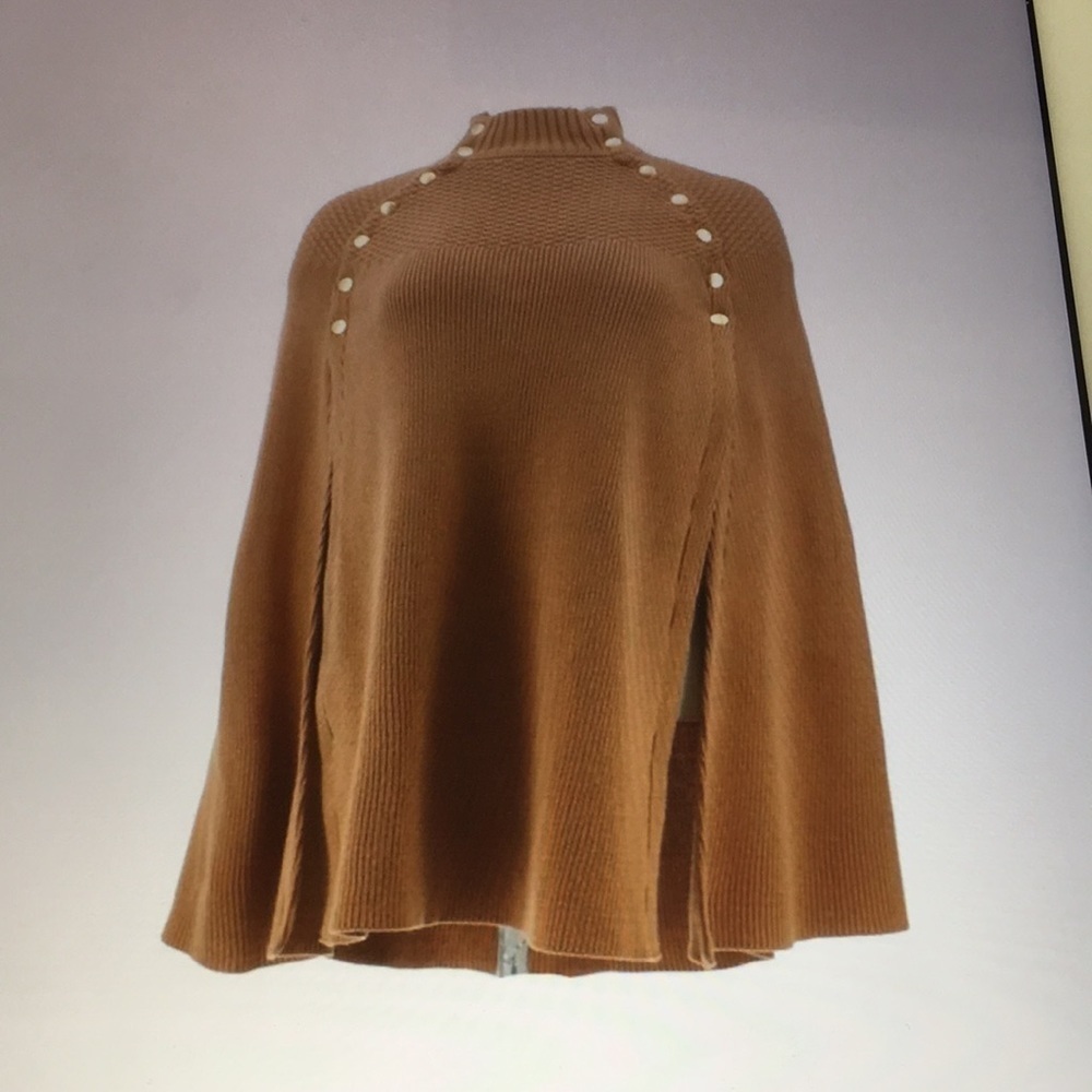 G.I.L.I Brown sweater cape. Size XS